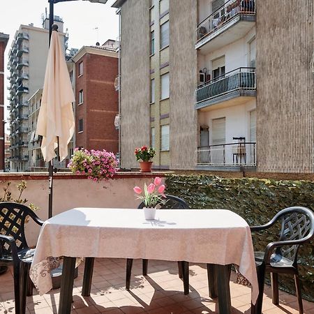 Terrazza Di Alfieri - Alloggio Con Terrazza Privata Nel Centro Di Asti Zewnętrze zdjęcie
