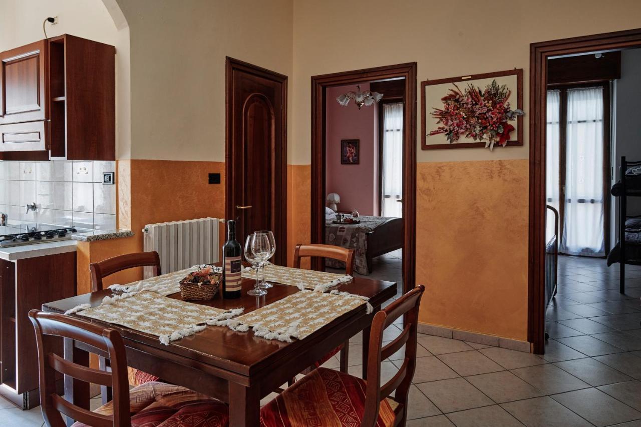 Terrazza Di Alfieri - Alloggio Con Terrazza Privata Nel Centro Di Asti Zewnętrze zdjęcie